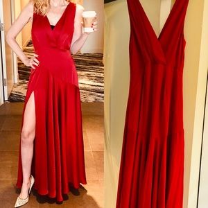 Stunning Red Gown 🔥